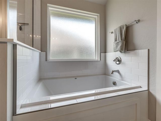 14905 Adelaide Lane, Oklahoma City, OK 73142