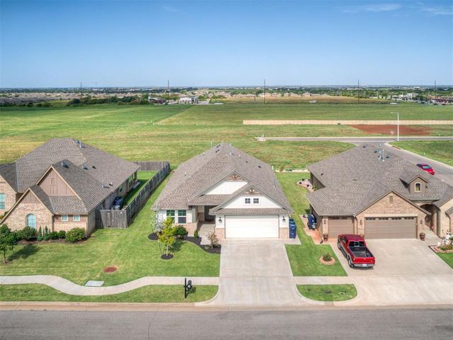 14905 Adelaide Lane, Oklahoma City, OK 73142