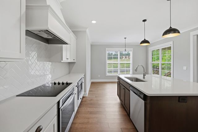 400 Millstone Pl, Lebanon, TN 37087
