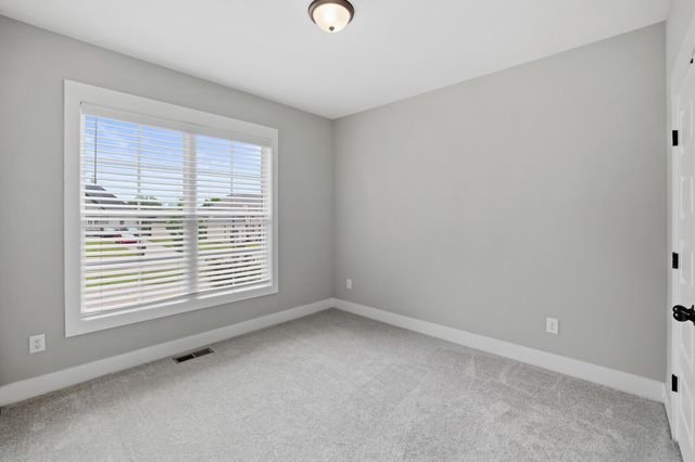 400 Millstone Pl, Lebanon, TN 37087
