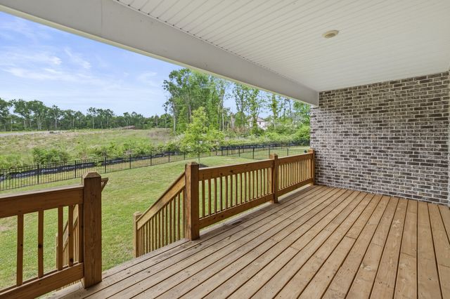 400 Millstone Pl, Lebanon, TN 37087