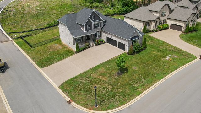 400 Millstone Pl, Lebanon, TN 37087