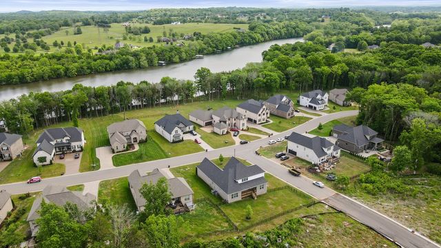 400 Millstone Pl, Lebanon, TN 37087