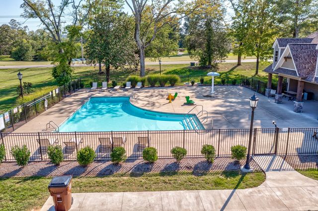 400 Millstone Pl, Lebanon, TN 37087