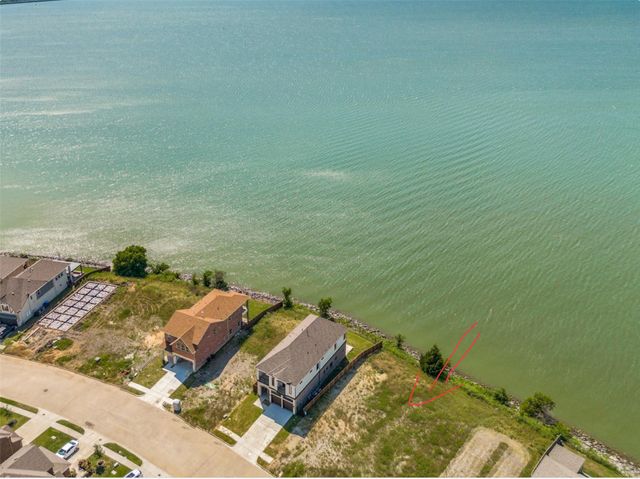 18027 Lake Ray Hubbard Drive, Forney, TX 75126