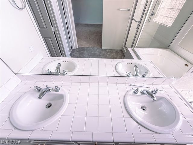 8043 Shadowvale Drive, Las Vegas, NV 89147