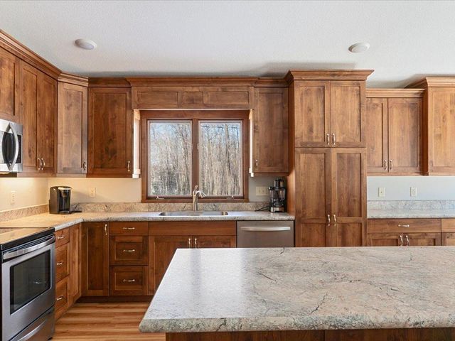 26904 Cedar Road, Cushing, MN 56443