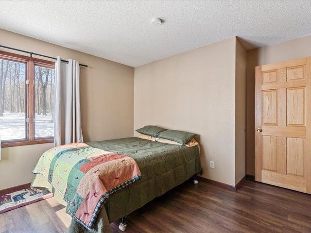 26904 Cedar Road, Cushing, MN 56443