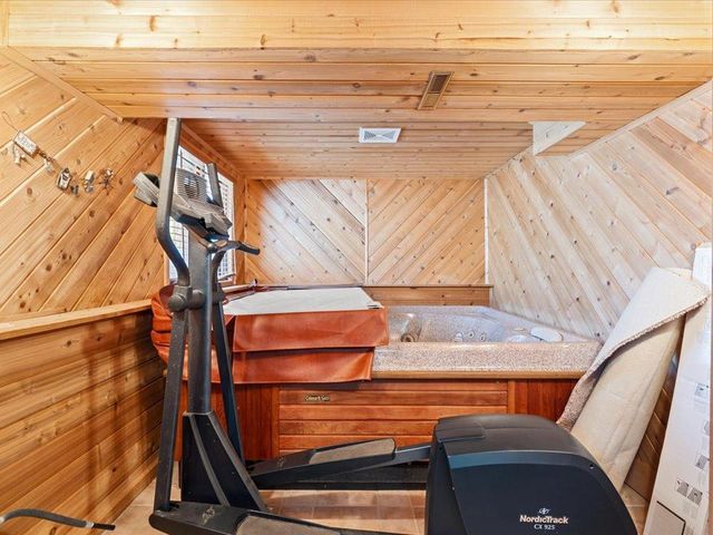 26904 Cedar Road, Cushing, MN 56443