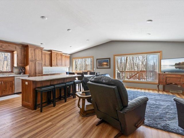 26904 Cedar Road, Cushing, MN 56443