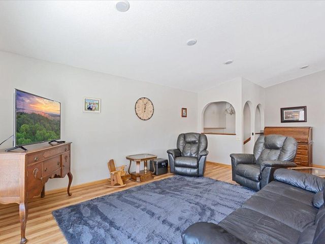 26904 Cedar Road, Cushing, MN 56443