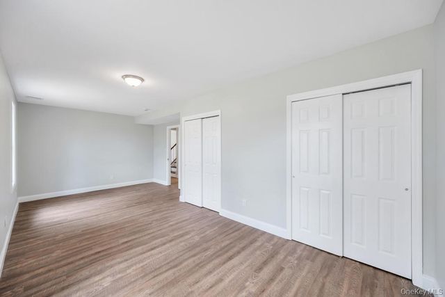 17 Blackpine Drive, Medford, NY 11763