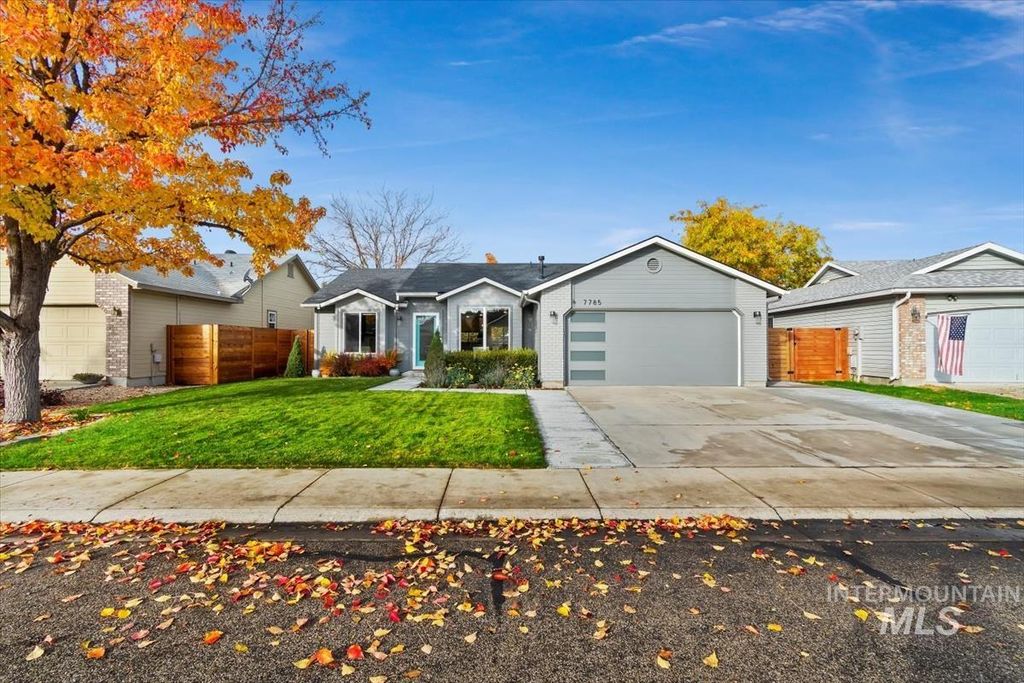 7785 N Prescott Ave, Boise, ID 83714