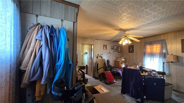 1303 1st Ave, Koppel, PA 16136