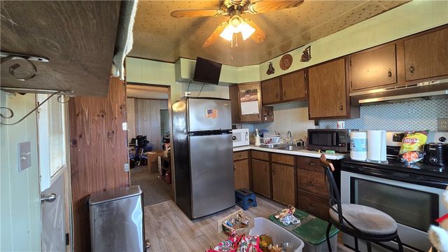 1303 1st Ave, Koppel, PA 16136