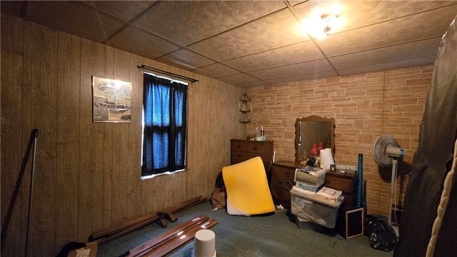 1303 1st Ave, Koppel, PA 16136