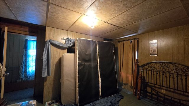 1303 1st Ave, Koppel, PA 16136