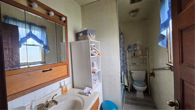 1303 1st Ave, Koppel, PA 16136