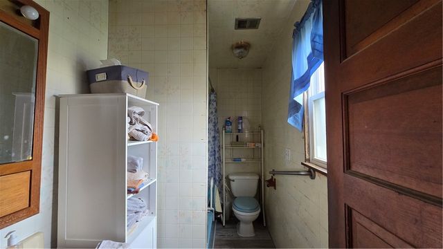 1303 1st Ave, Koppel, PA 16136