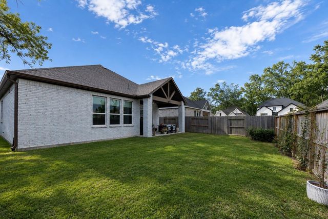 1407 Emma Lake Drive, Missouri City, TX 77459
