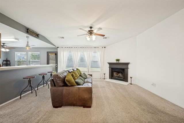 3700 Ocean Drive, Denton, TX 76210