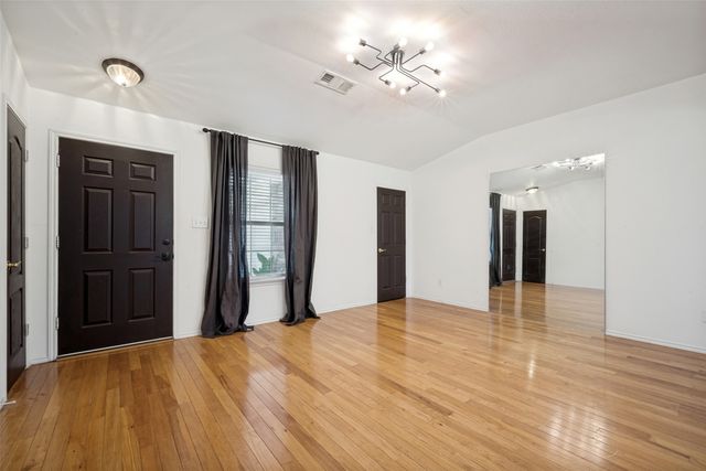 3700 Ocean Drive, Denton, TX 76210