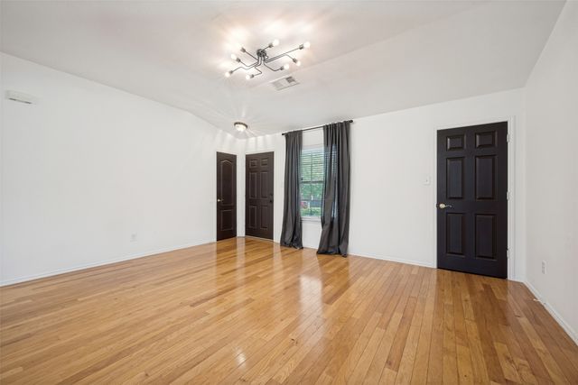 3700 Ocean Drive, Denton, TX 76210
