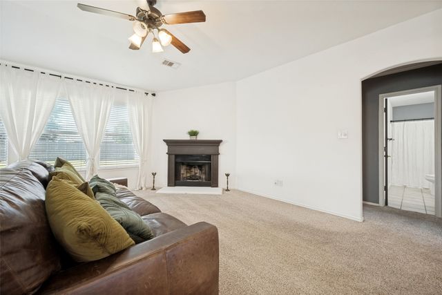 3700 Ocean Drive, Denton, TX 76210