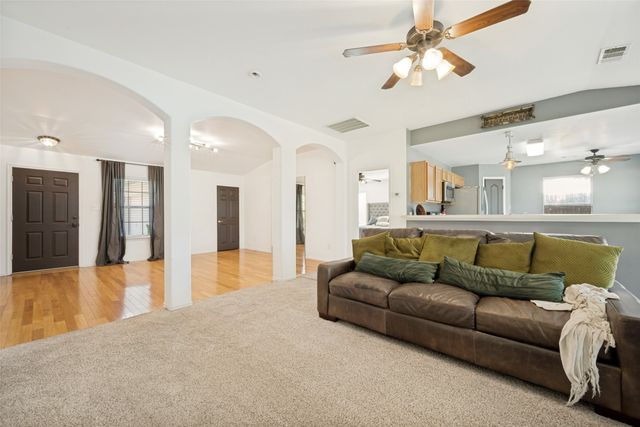 3700 Ocean Drive, Denton, TX 76210