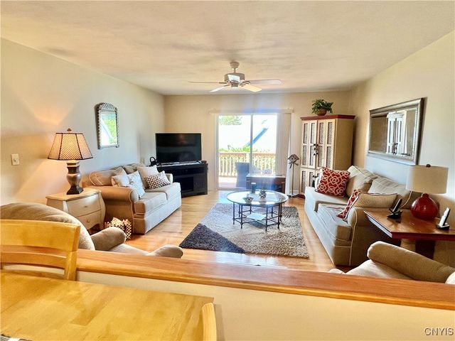 153 Timber Wolf Circle, Geddes, NY 13209