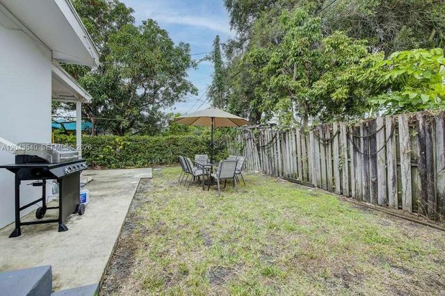 2721 SW 30th Avenue, Miami, FL 33133