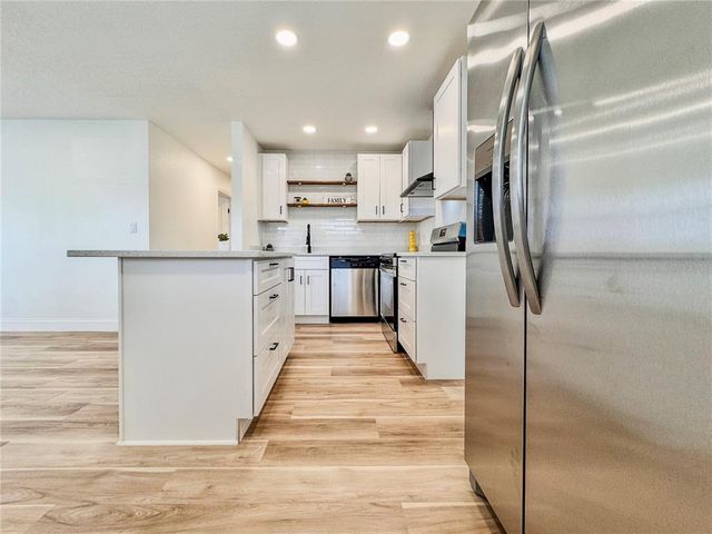 2403 NANSEN AVENUE, Orlando, FL 32817