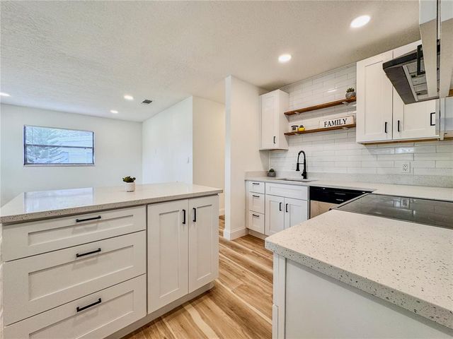 2403 NANSEN AVENUE, Orlando, FL 32817