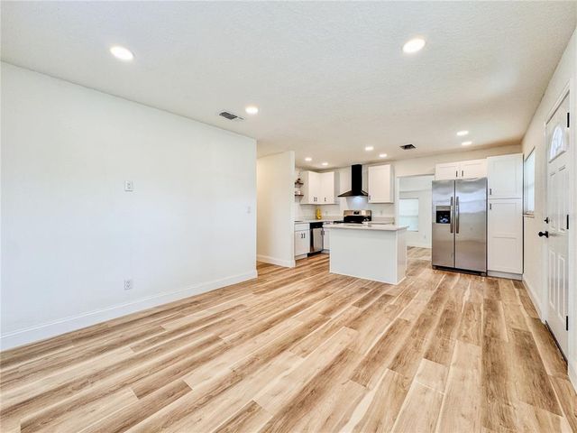 2403 NANSEN AVENUE, Orlando, FL 32817