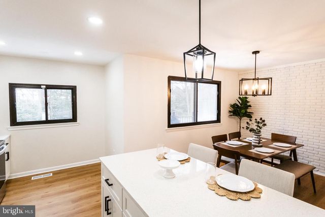 545 CRESTPARK DR, Glen Burnie, MD 21061