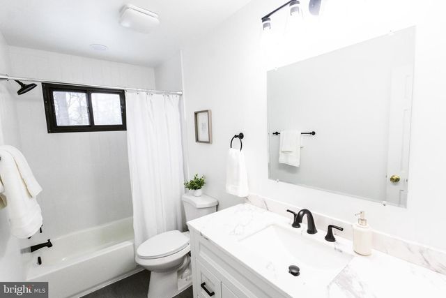 545 CRESTPARK DR, Glen Burnie, MD 21061