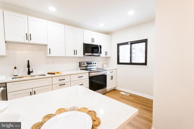 545 CRESTPARK DR, Glen Burnie, MD 21061