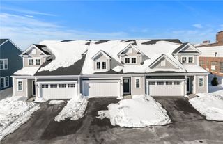 34 East Point Drive 3, Rumford, RI 02916