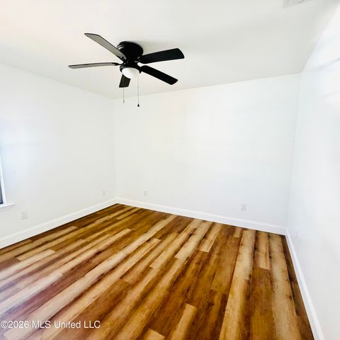 1528 Wynedote Drive, Gautier, MS 39553