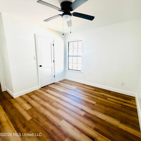 1528 Wynedote Drive, Gautier, MS 39553