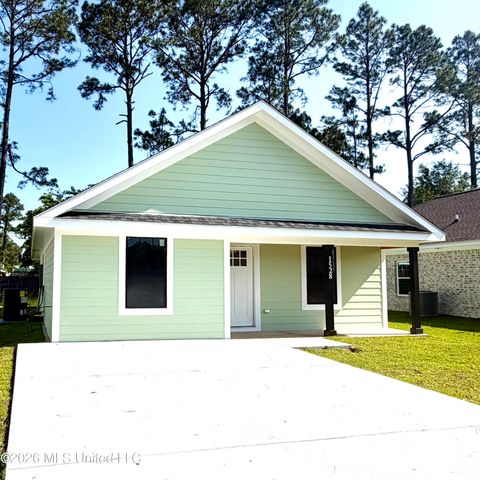 1528 Wynedote Drive, Gautier, MS 39553