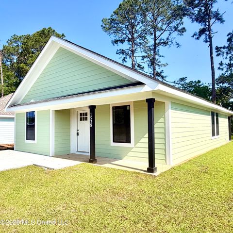 1528 Wynedote Drive, Gautier, MS 39553