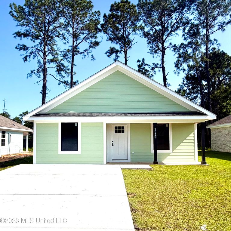 1528 Wynedote Drive, Gautier, MS 39553
