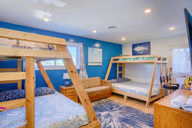 1601 New River Inlet Road, Sneads Ferry, NC 28460