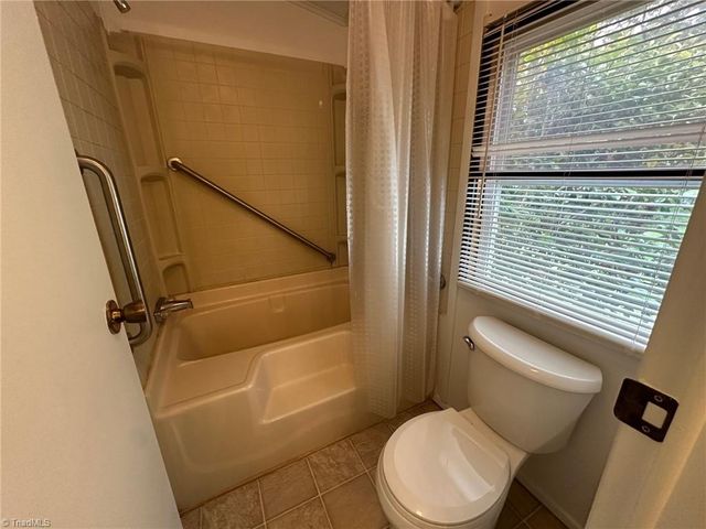 3768 Hillcroft Lane, Walkertown, NC 27051