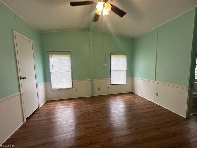 3768 Hillcroft Lane, Walkertown, NC 27051