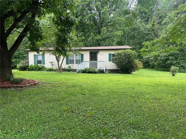 3768 Hillcroft Lane, Walkertown, NC 27051