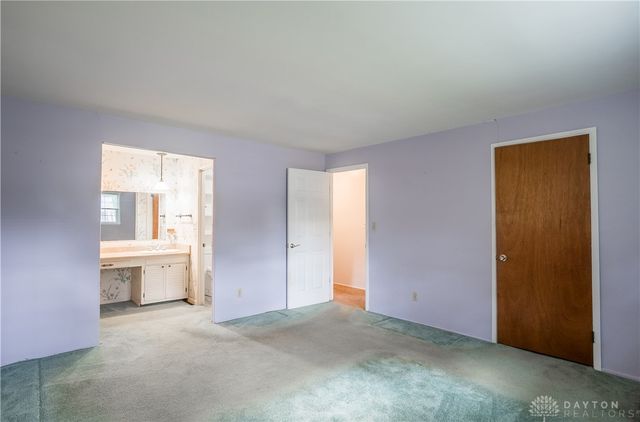 134 Bristol Drive, Centerville, OH 45458