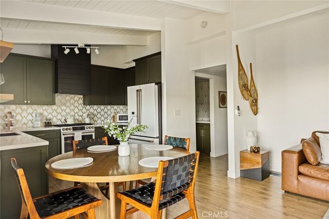 31537 Old City Creek, Running Springs, CA 92382