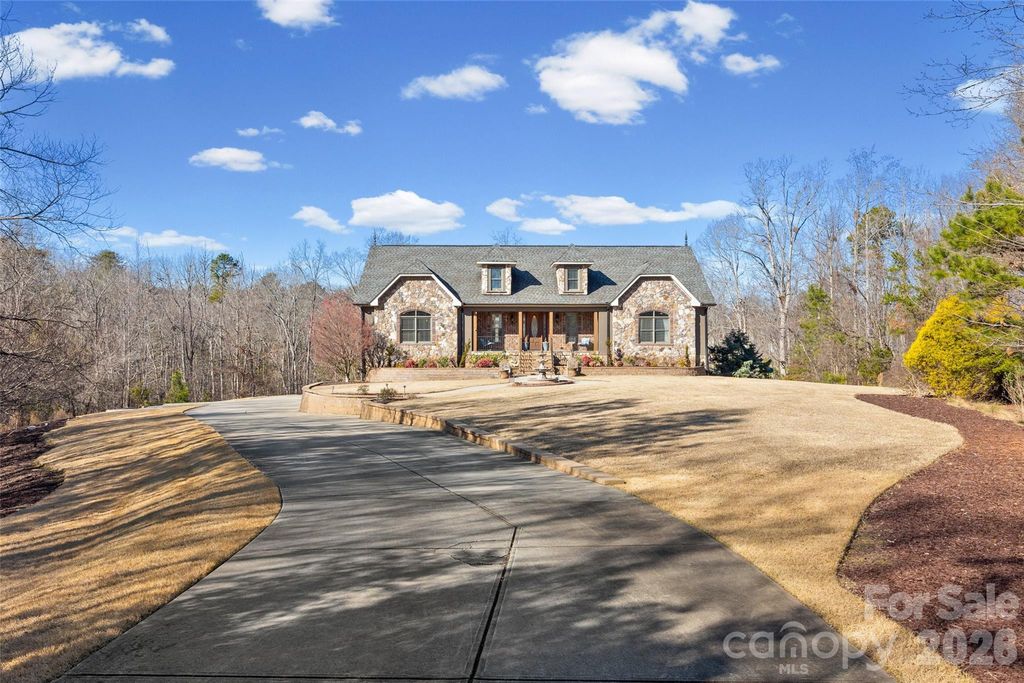 2037 Rocky Stream Road, York, SC 29745